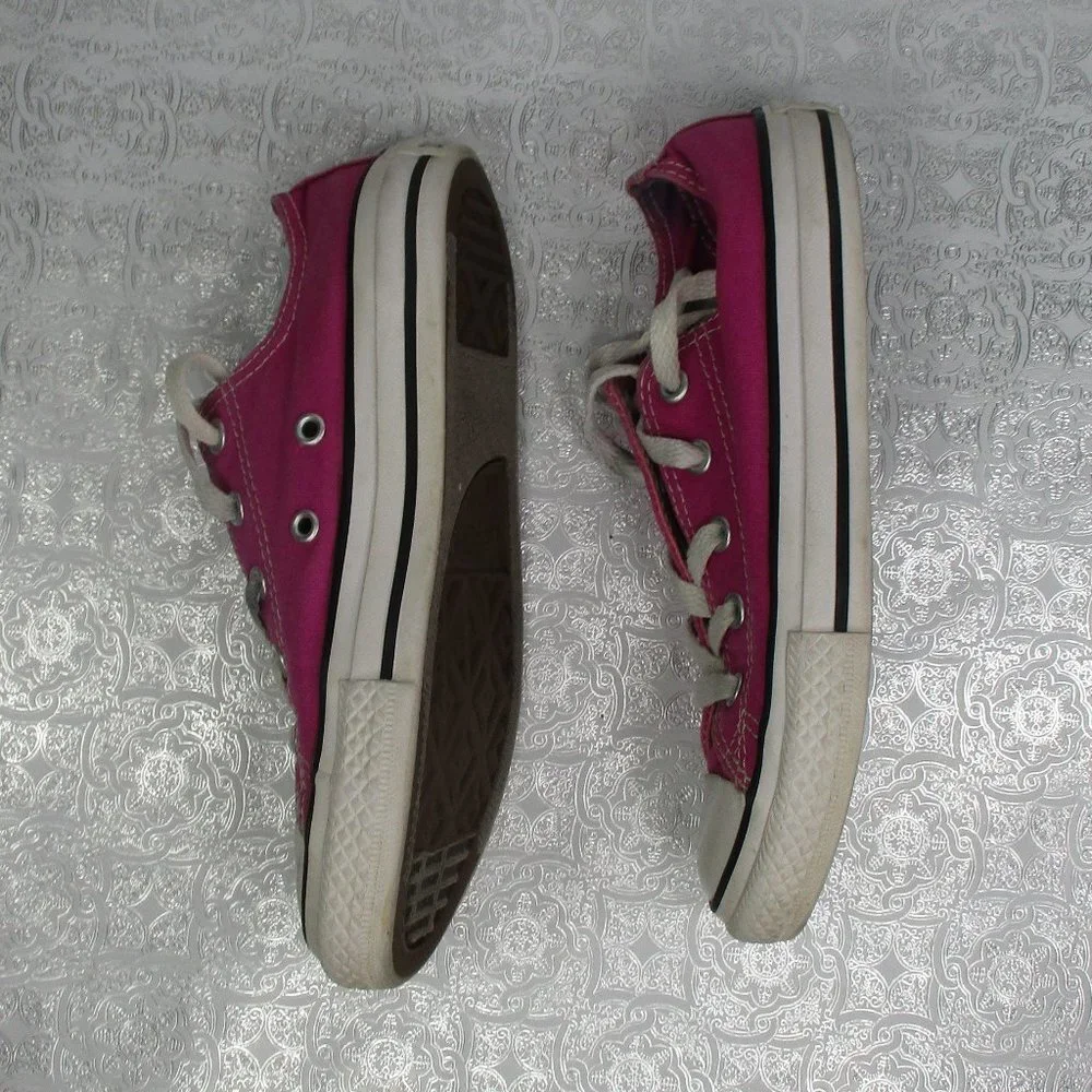 CONVERSE Pink Tennis Shoes Size 1